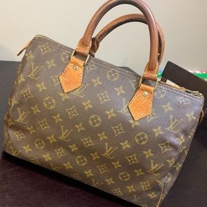 Louis Vuitton Speedy 30
